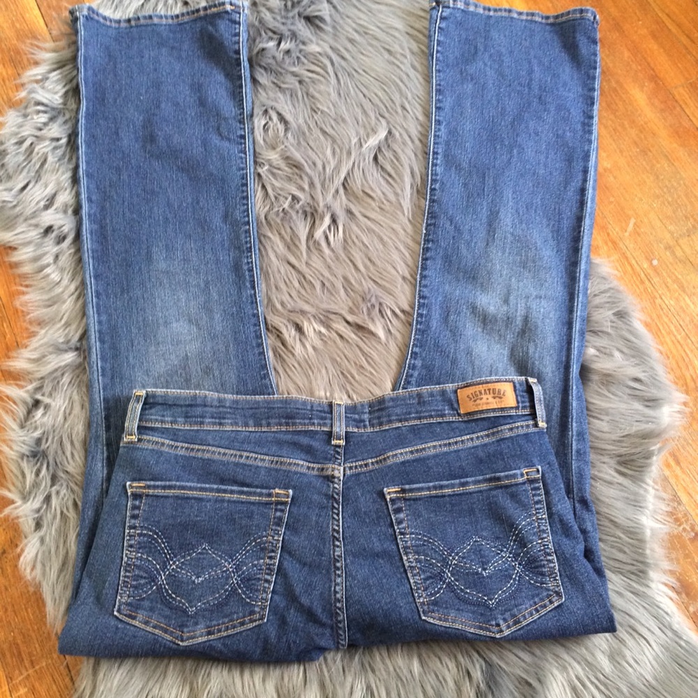 Signature Levi Strauss Modern Bootcut Jeans - Long